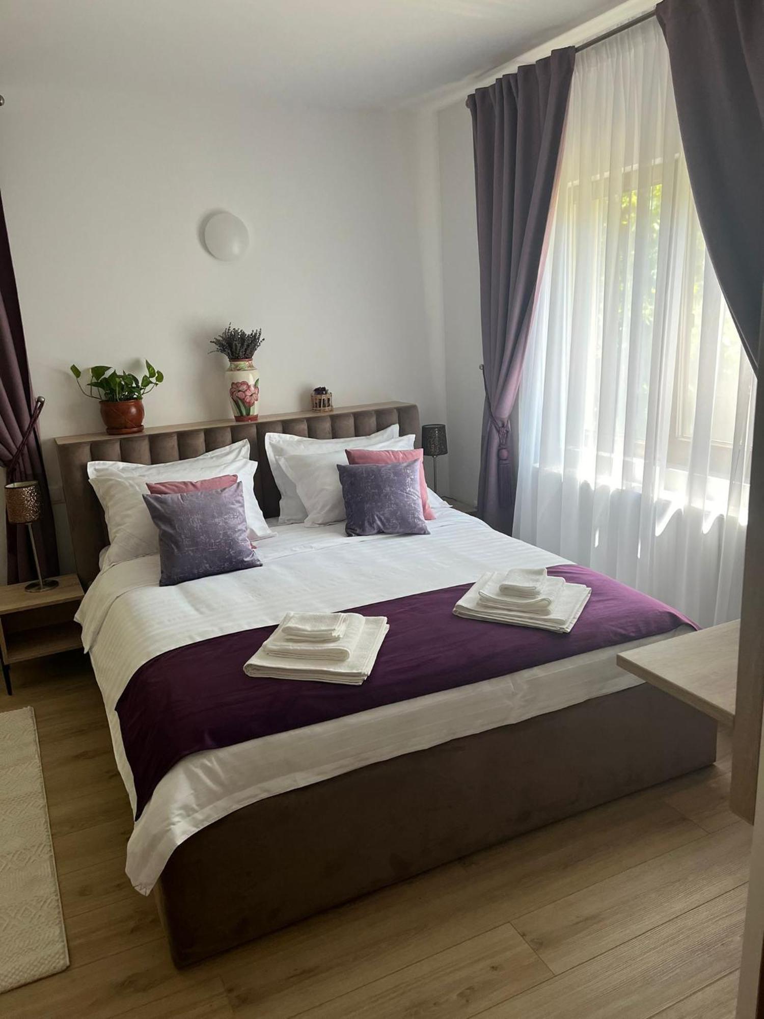 Kilometru108 Hotel Leordina Екстериор снимка